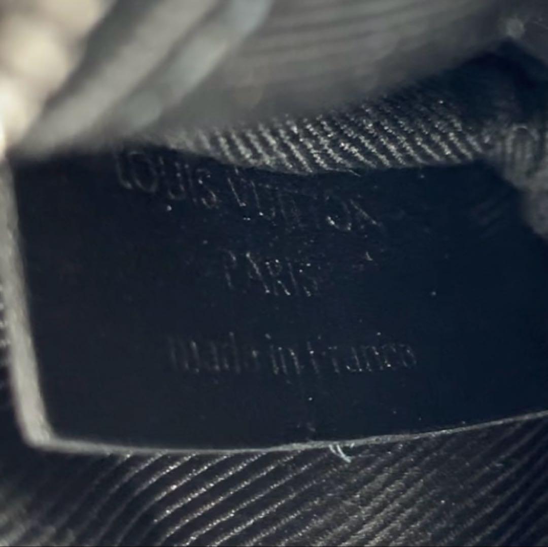 ルイヴィトン　ケース　ポシェットクレ　デュオ　メッセンジャー　シャドウ