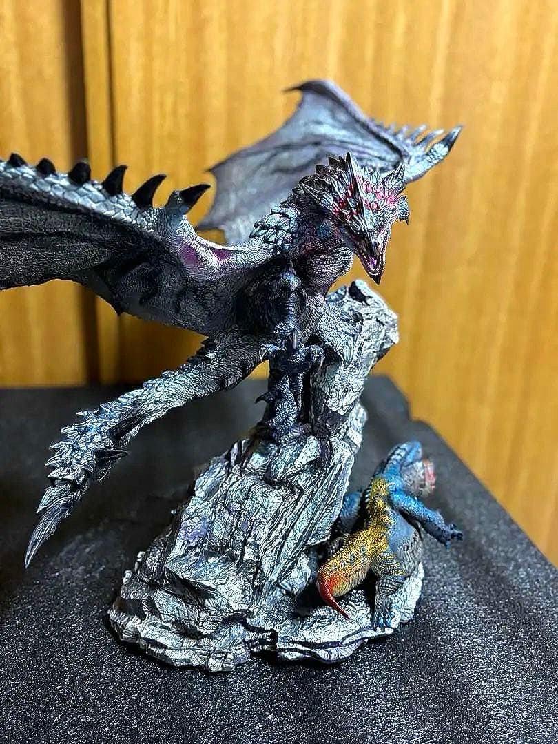 モンスターハンター リオレウス希少種 クリエイターズモデルと比較あり LED有