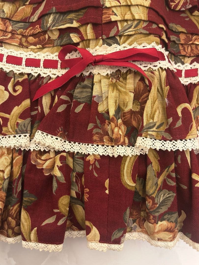 BABY, THE STARS SHINE BRIGHT スカート