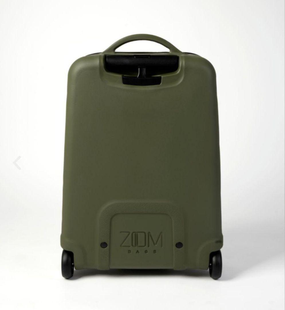 ♦新品♦ スーツケース イタリア製 グリーン 機内持込OK キャリーバッグ