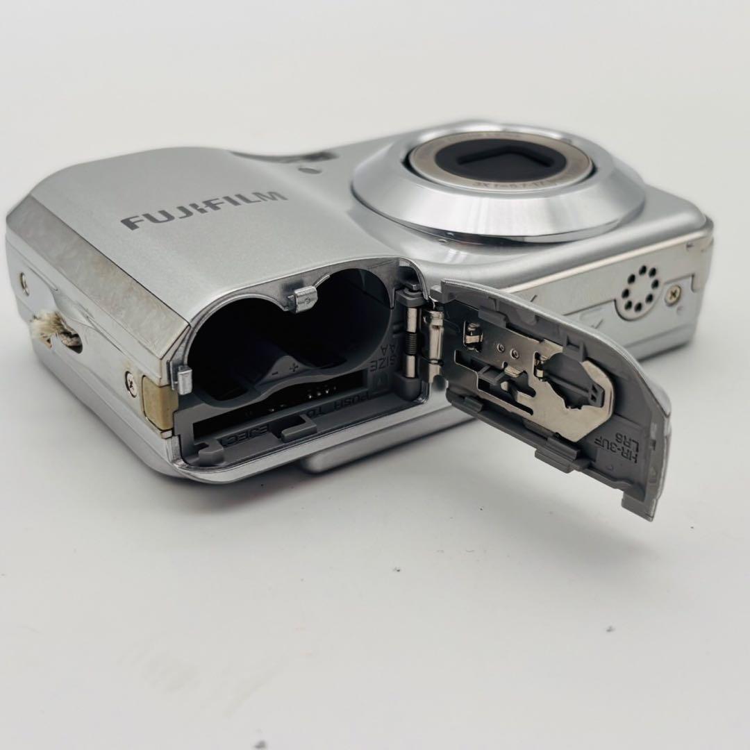 【動作確認済み】FUJIFILM FINEPIX AV130 単三電池