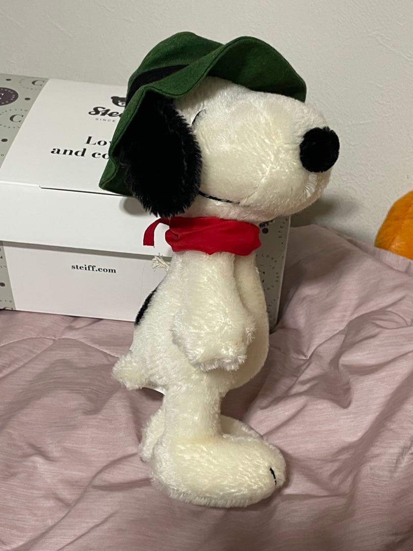 新品未使用　世界限定Steiff スヌーピー 50周年記念モデル