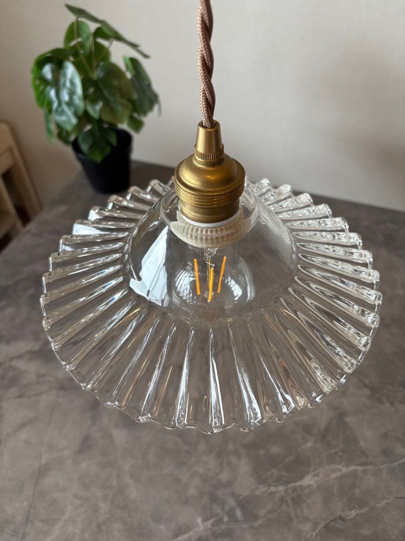 希少！！ガラス製　アンティーク ペンダントライト　(電球もお付けします)