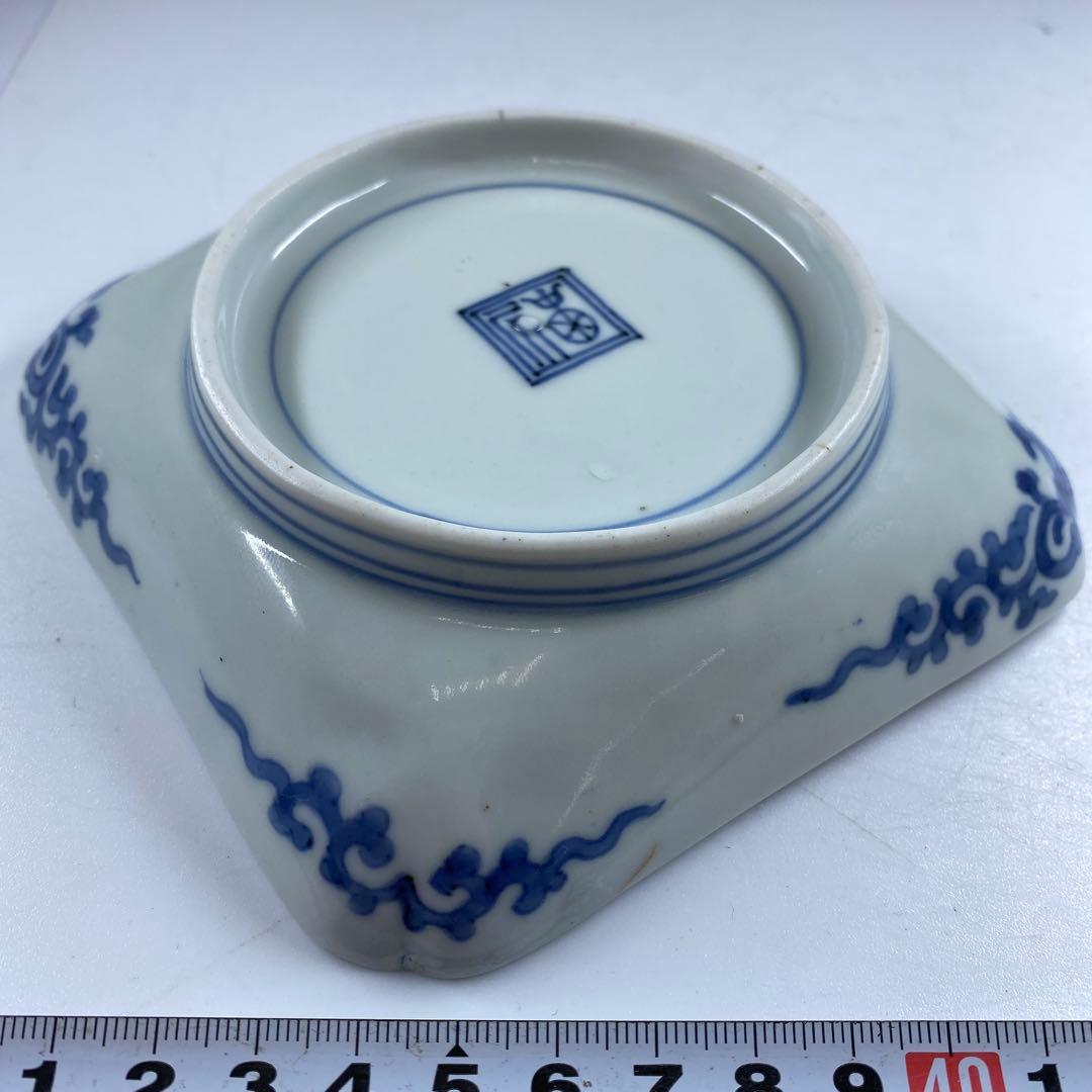 江戸中期　藍柿右衛門　龍図角皿　幅12.5㎝　タエチ　東な7-0215☆2F