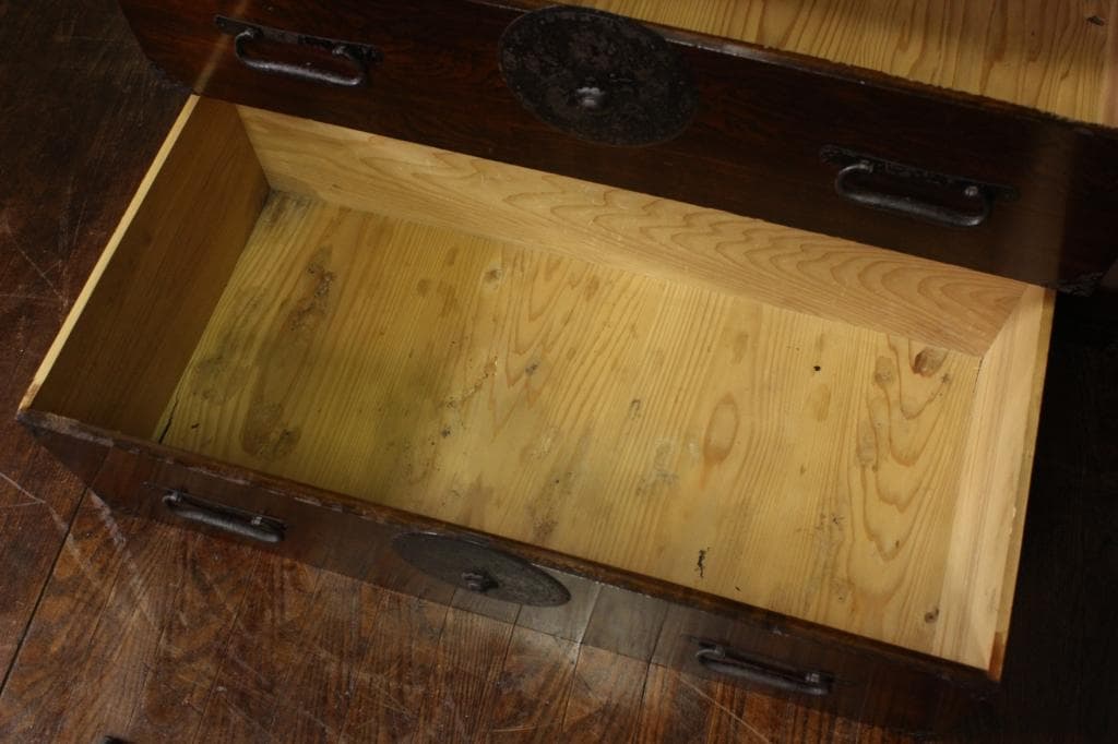 最上地方の衣装箪笥 丸金具 時代箪笥/古民家/チェスト/収納/無垢材/古家具