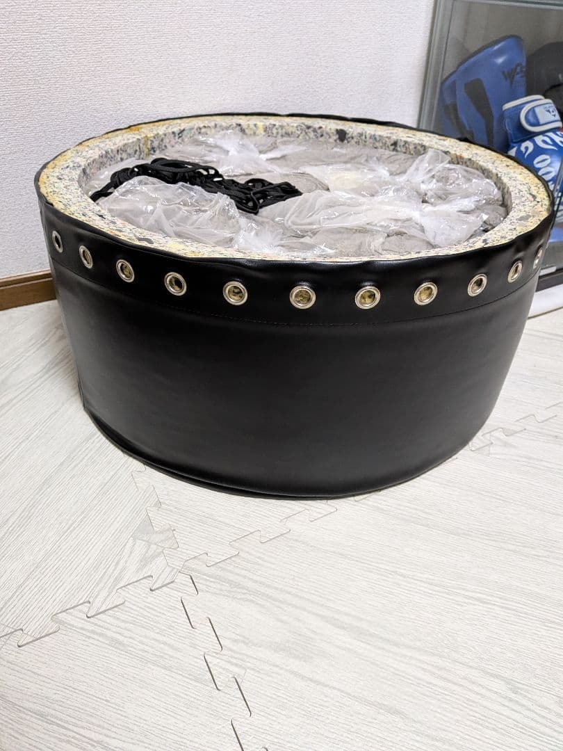 黒い合成皮革サンドバッグ