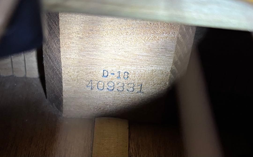 マーティンD-18 1979年製