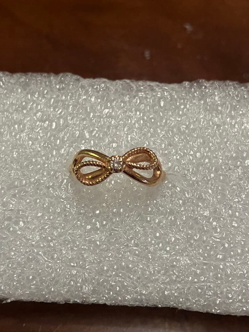 agete ピンキー リング リボン ダイヤモンド 4-5号 (K10PG)