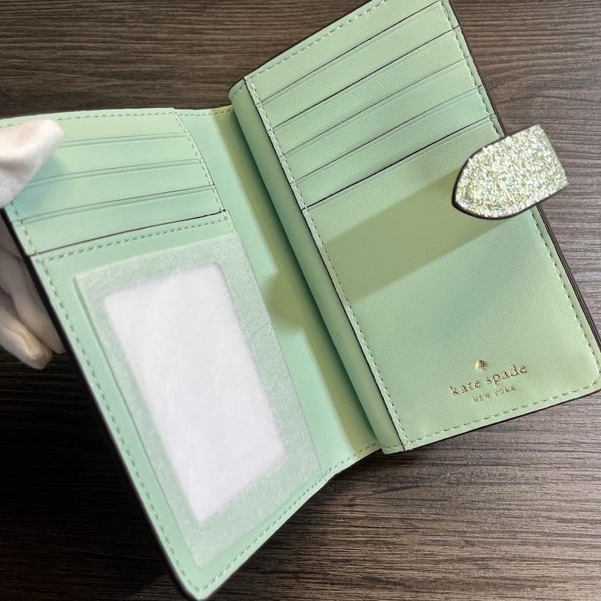 ケイトスペード ニューヨーク グリッター 二つ折り財布 キラキラ グリーン 箱付