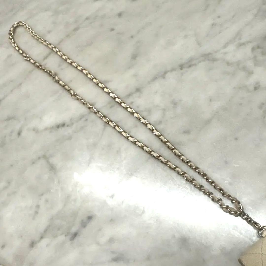 CHANEL AirPods Pro ケース マトラッセ チェーンストラップ付