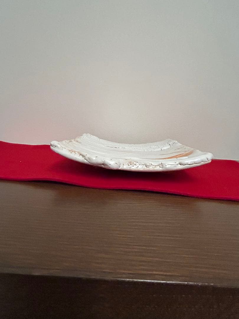 堀一郎作　志野四方皿