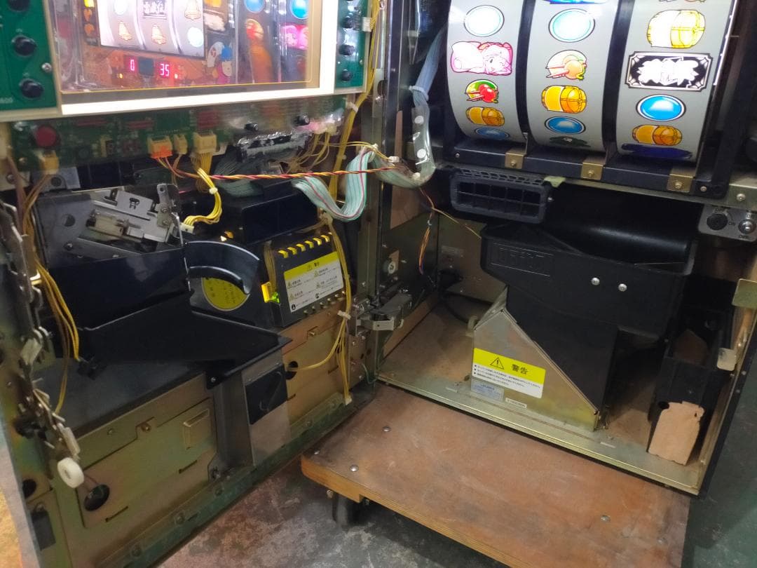 パチスロ実機 吉宗 吉宗パネル 4号機 不要機・ボリューム付き 家庭用電源