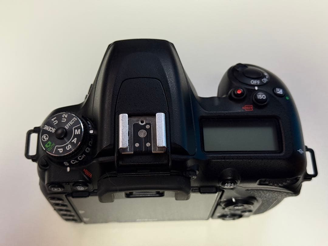 Nikon D7500 デジタル一眼レフカメラ & 単焦点・ズームレンズ