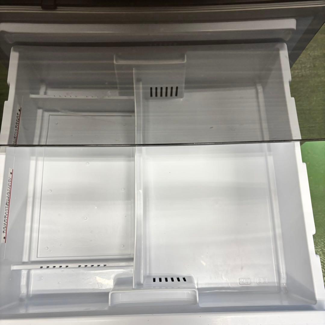 524 三菱　大人気モデル　大型冷蔵庫　300L強　自動製氷　右開き　ブラウン