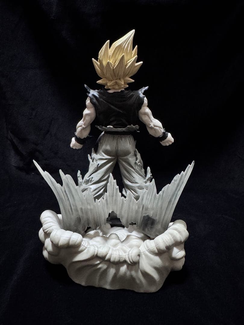 ドラゴンボール SMSD 04 D賞 白黒トーン彩色 超サイヤ人 孫悟空SMSP