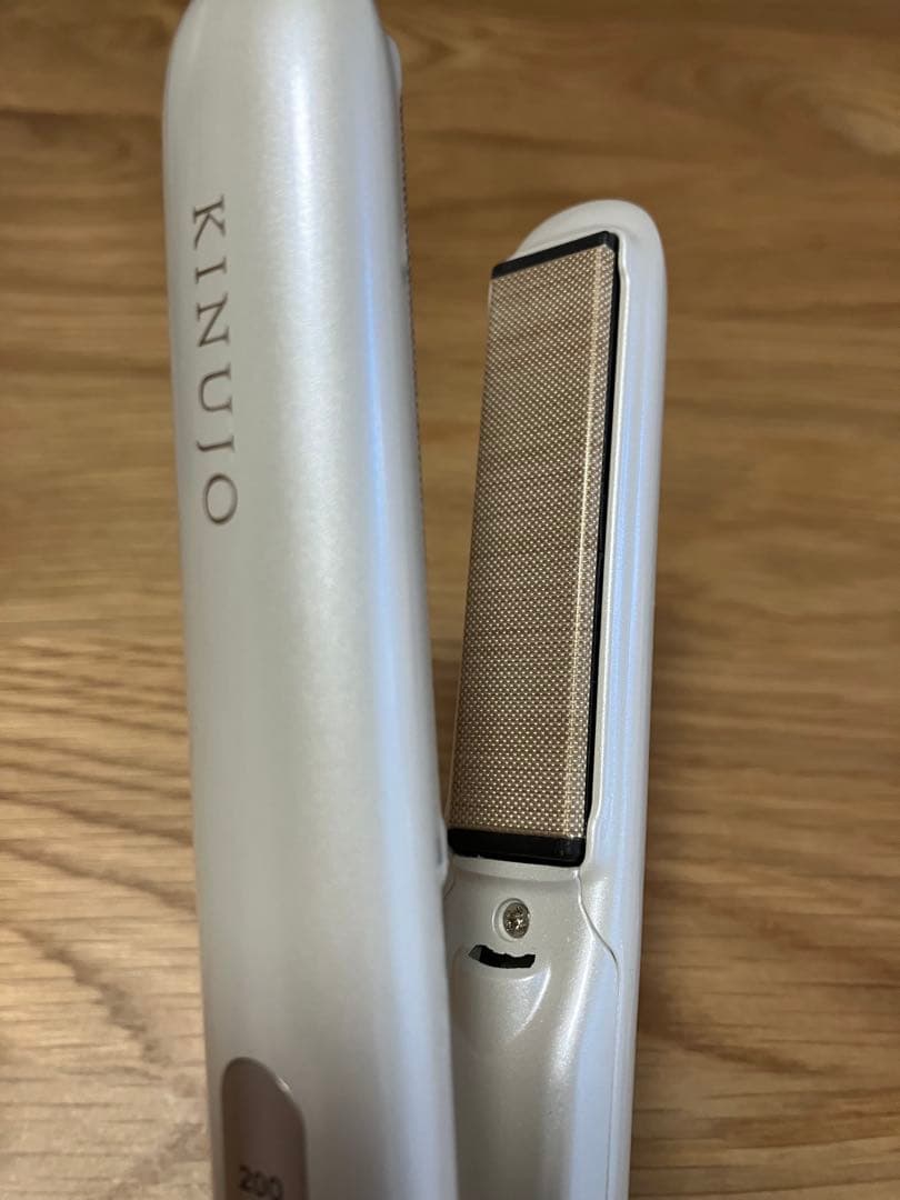 KINUJO キヌジョ　絹女　ストレート　ヘアアイロン　トラベル　ミニ