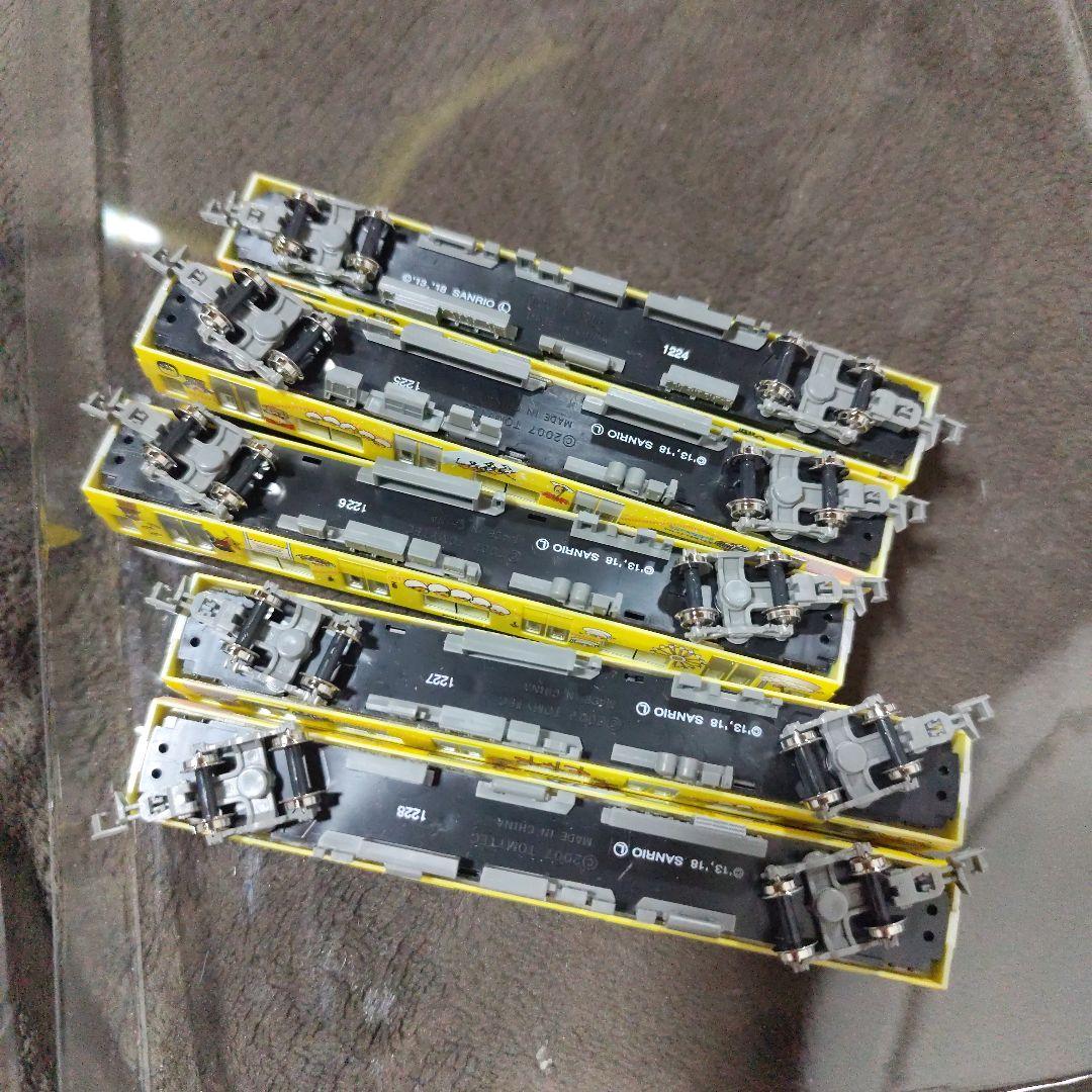 西武鉄道30000系　ぐでたまスマイルトレイン　増結5両セット