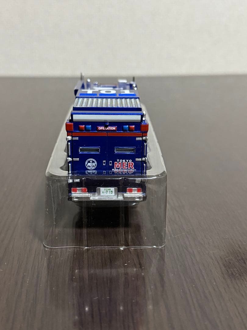 TOKYO MER 1:64 ダイキャストミニカー