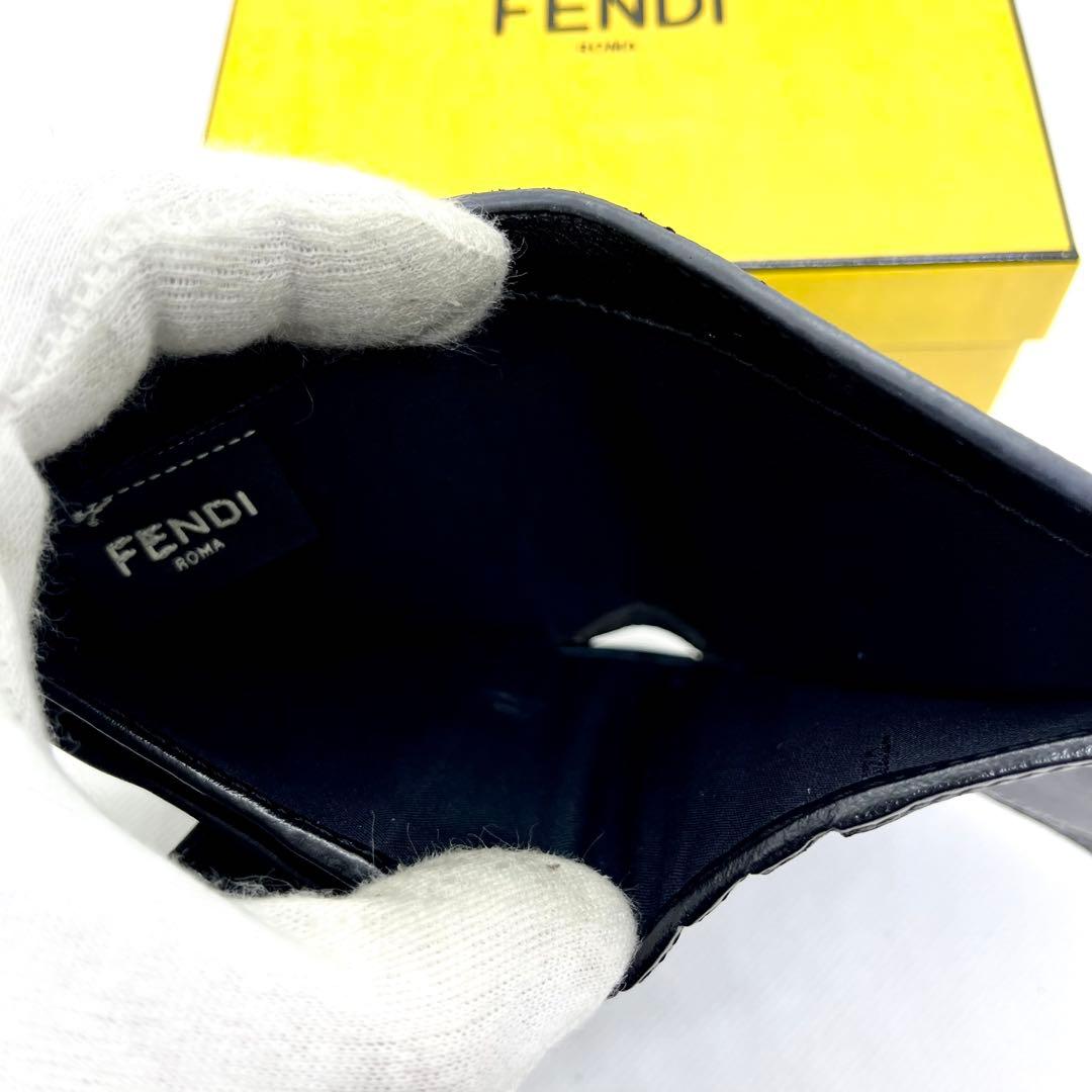 箱・保存袋付き/美品/現行✨フェンディ エフイズ ロゴ 二つ折り 財布 ブラック
