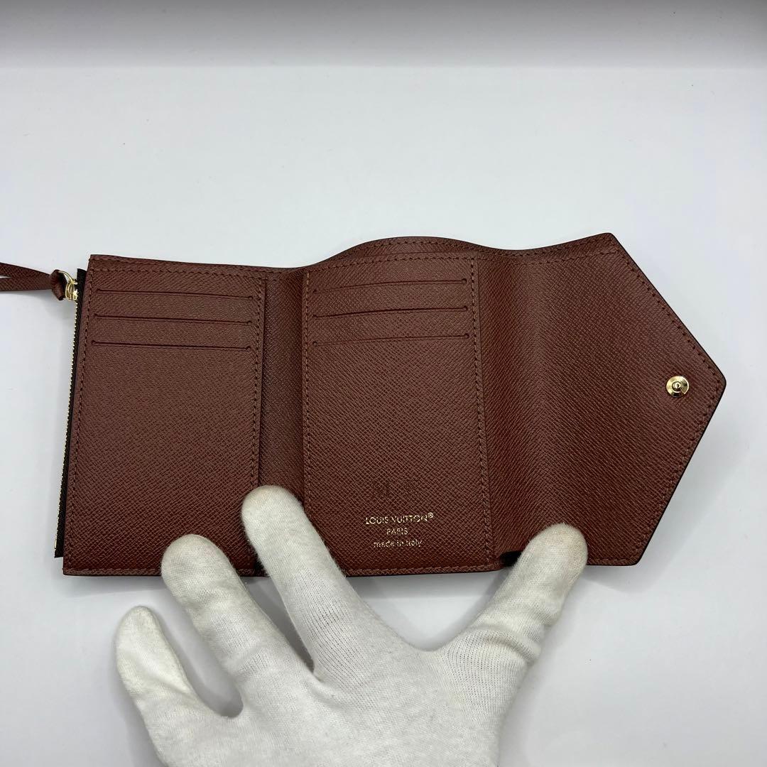 【未使用品】ルイヴィトン 三つ折り財布 RFID モノグラム ヴィクトリーヌ