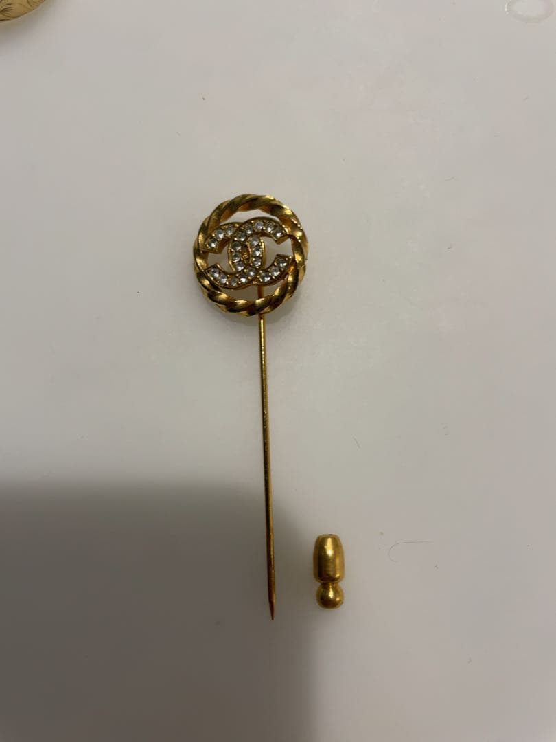 CHANEL ロゴブローチ ヴィンテージシャネル