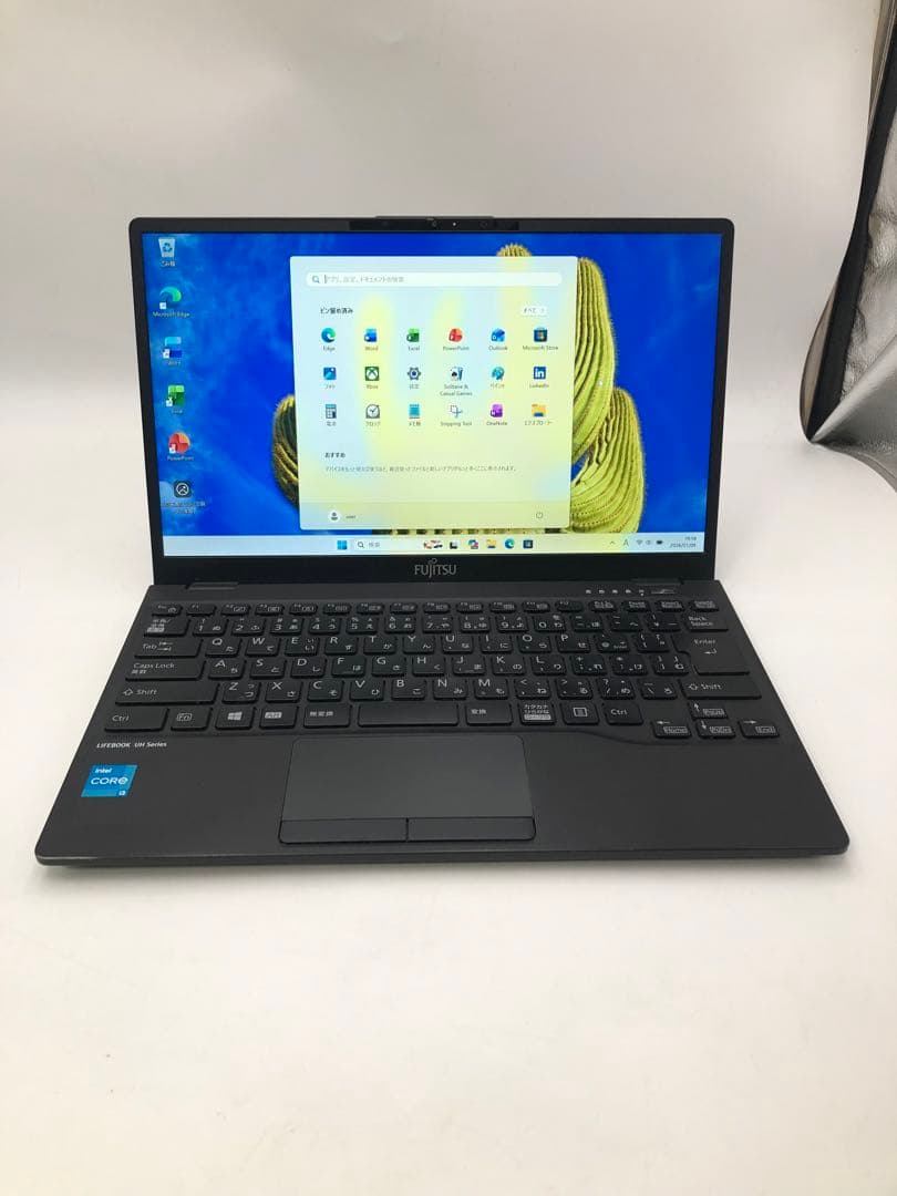 富士通 LIFEBOOK i3 -1115G4 8GBメモリ SSD 256GB