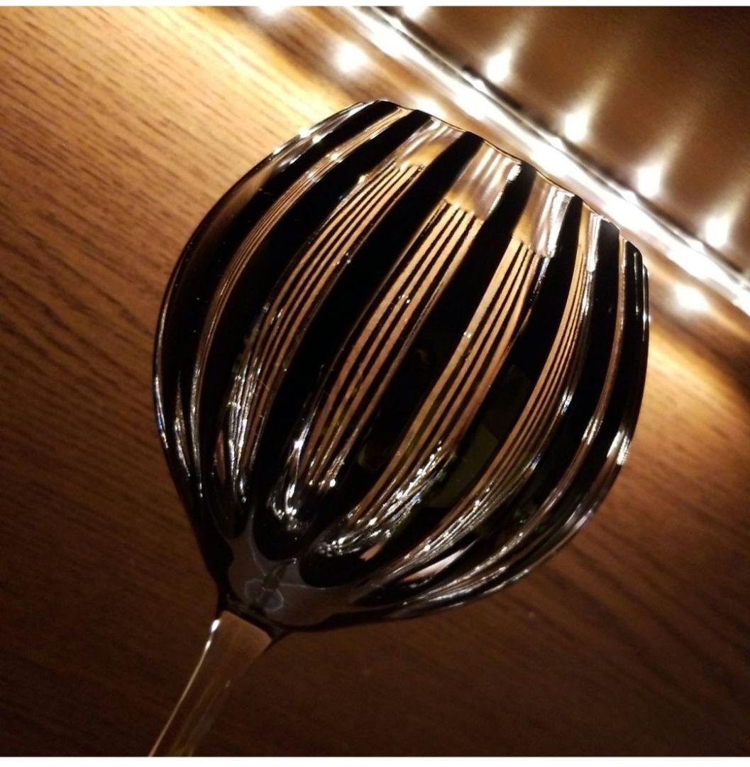 ギヤマン　アンティーク　ガラス工芸　縞カット　カットグラス　グラス　黒切子　水毬