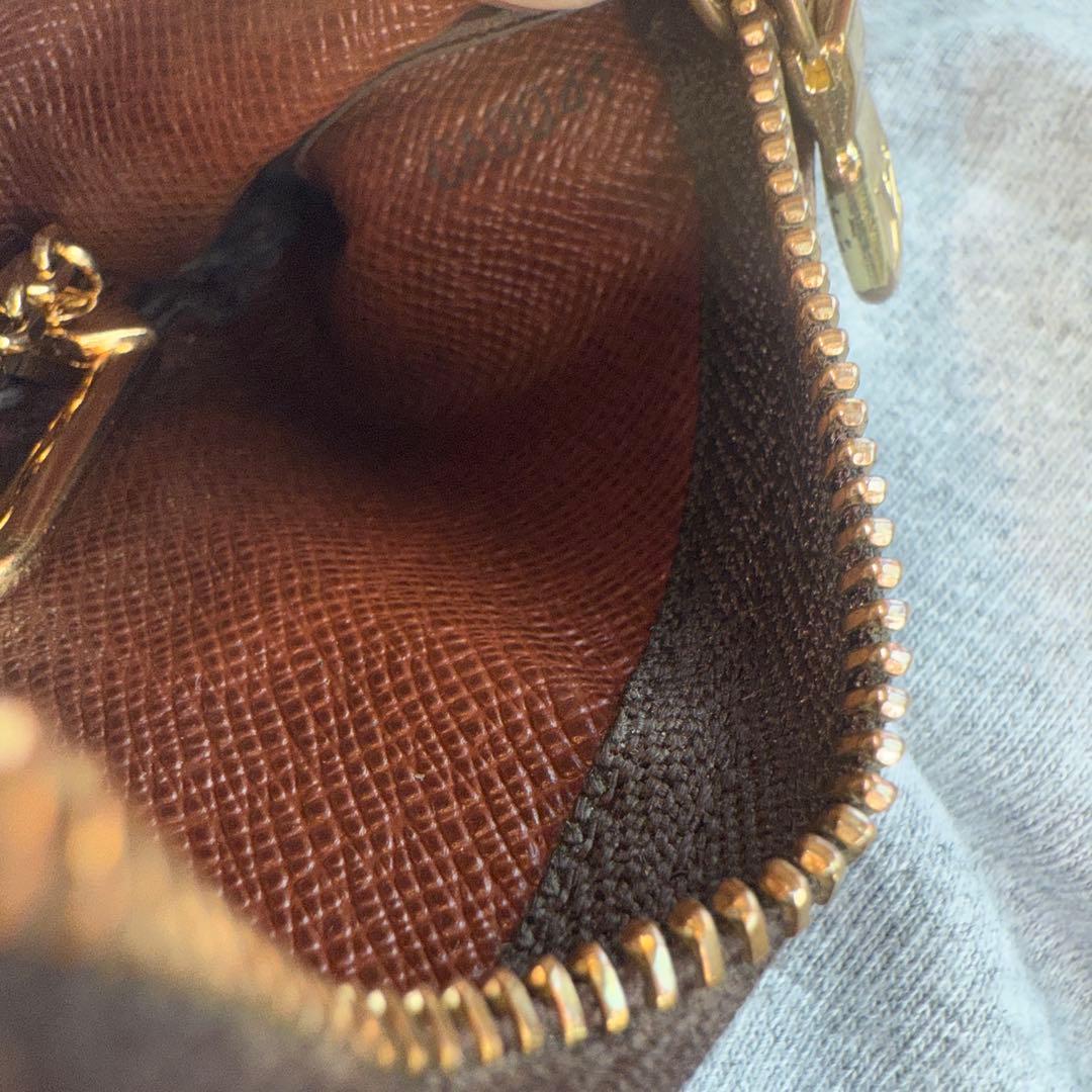 Louis Vuitton モノグラム　ケース