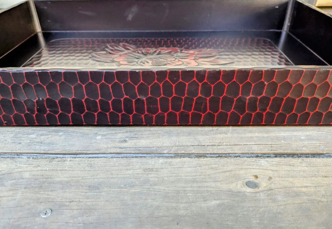 鎌倉彫乱れ箱　木製衣装箱　入れ子　伝統工芸品　漆塗り　昭和レトロ