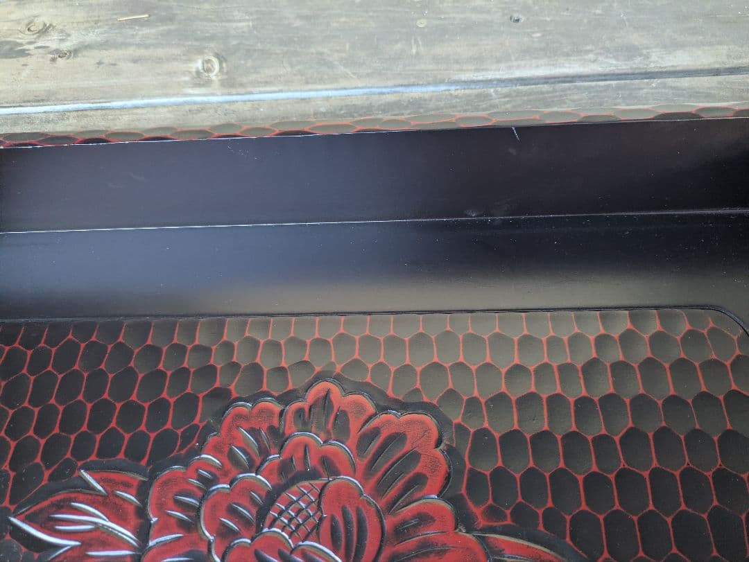 鎌倉彫乱れ箱　木製衣装箱　入れ子　伝統工芸品　漆塗り　昭和レトロ