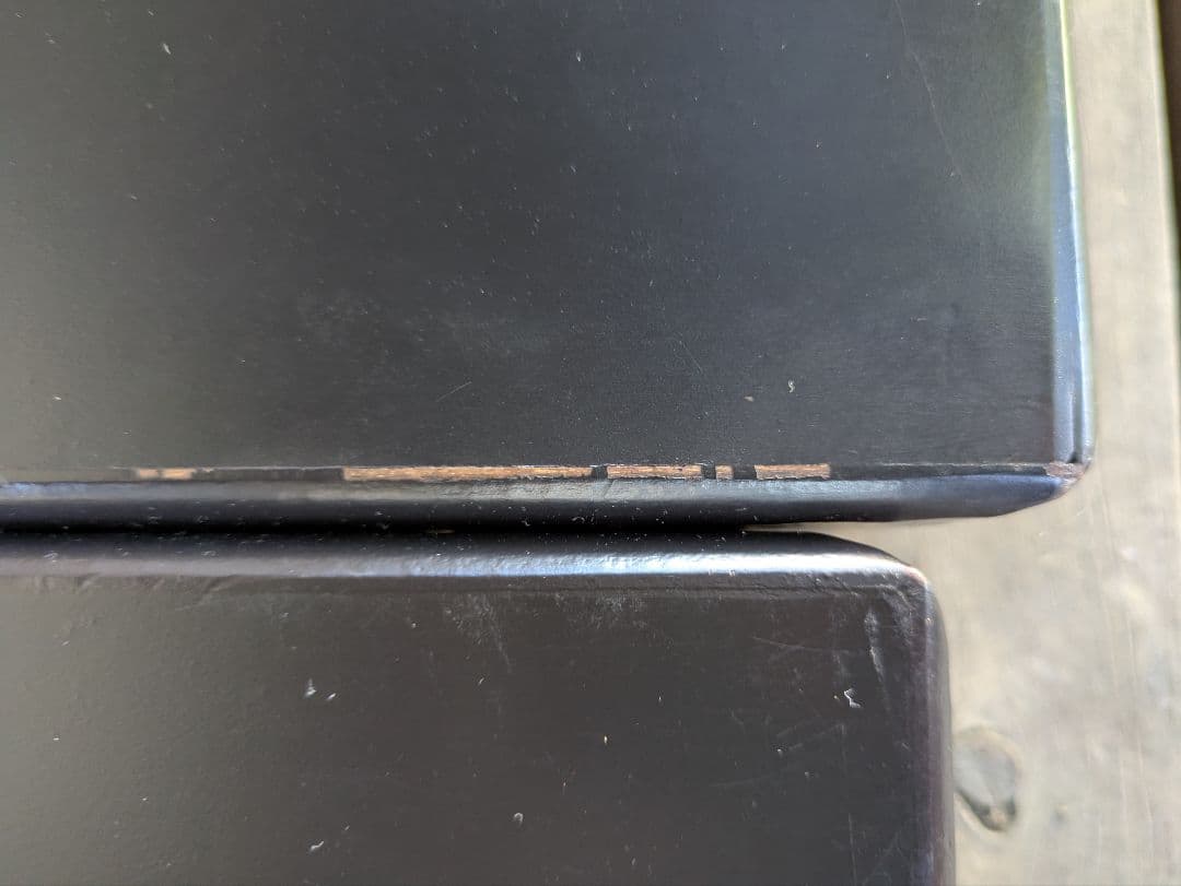 鎌倉彫乱れ箱　木製衣装箱　入れ子　伝統工芸品　漆塗り　昭和レトロ