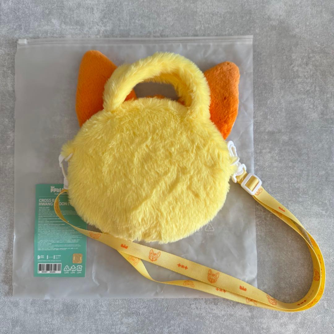 ★SAKURA様へ★ 【新品未使用】プルバトゥ クロスバッグ ファンチュン