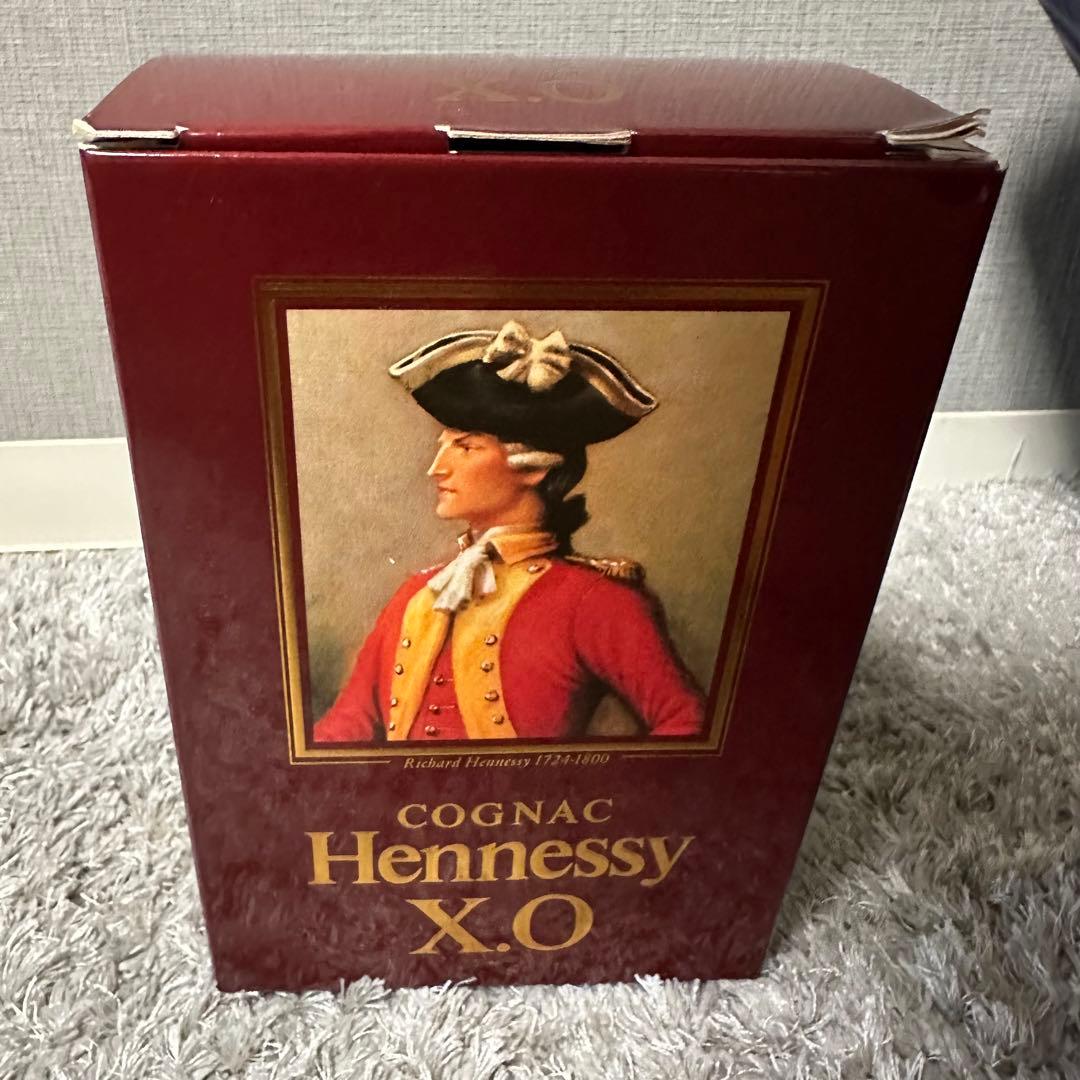 Hennessy XO コニャック 金キャップ箱入り 700ml クリアボトル