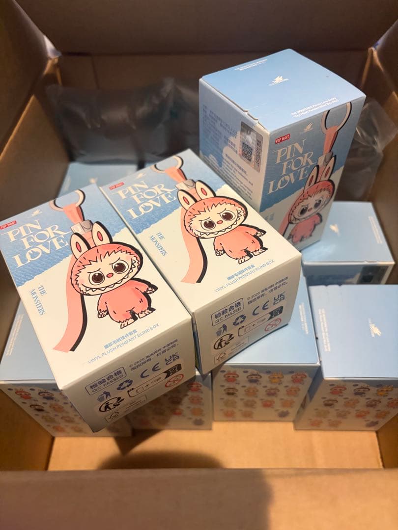 新品4個 ラブブ PIN FOR LOVE シリーズ ぬいぐるみペンダントN-Z