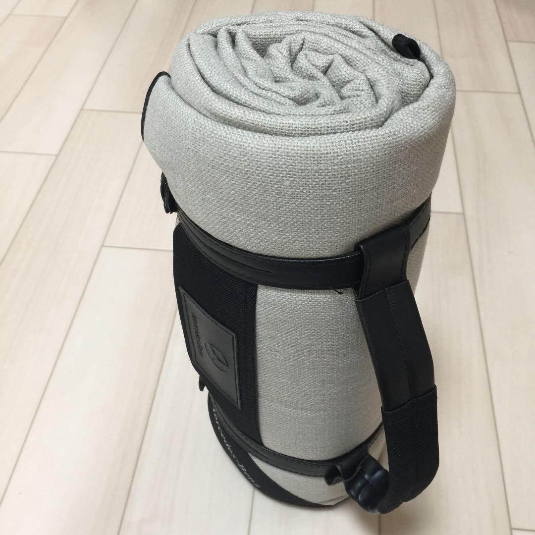 【新品】メルセデスベンツ 持ち手付きブランケット