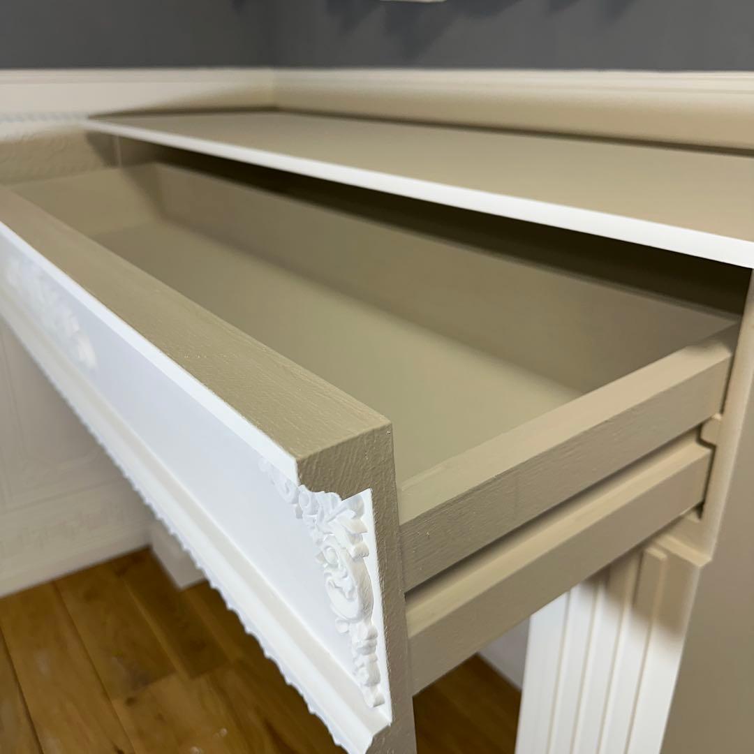 Kazuya Aokiマントルピース