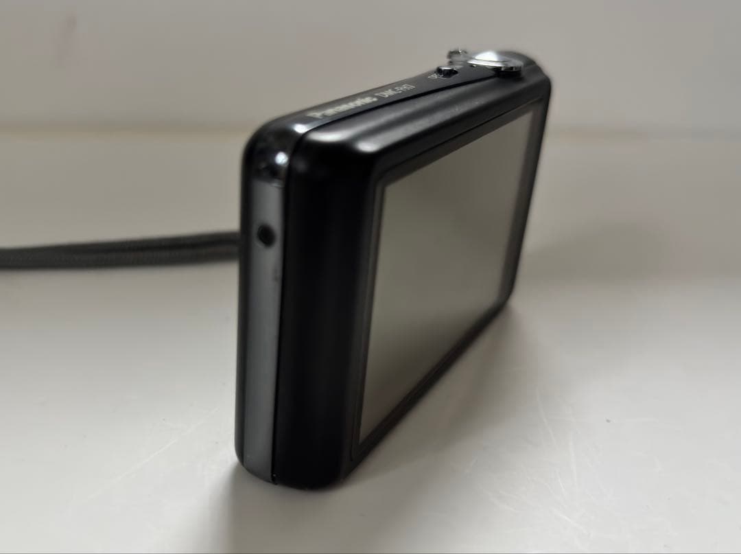 Panasonic DMC-FH7 コンパクトデジタルカメラ