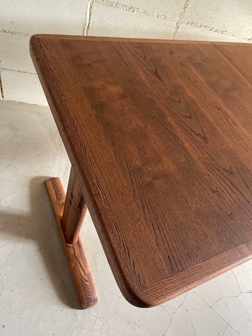 ibata イバタインテリア　エクステンションテーブル　格納式　飛騨の家具　国産