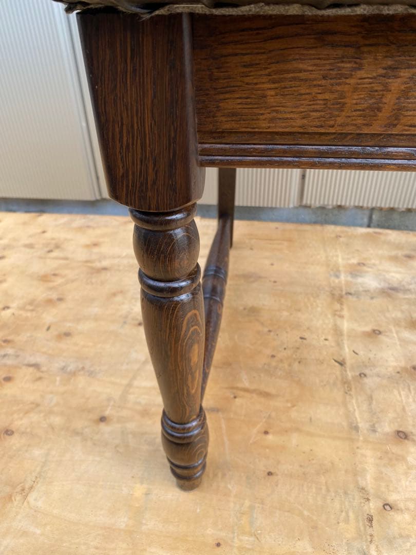 再生品！アンティークチェア　ヴィンテージ