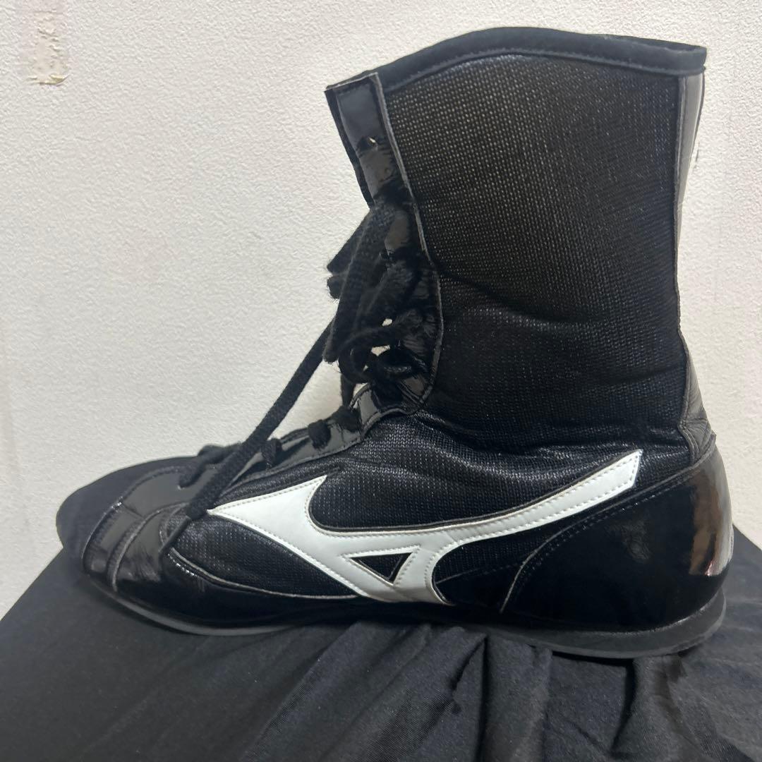 ボクシングシューズMizunoハイカットシューズ ブラック/ホワイト
