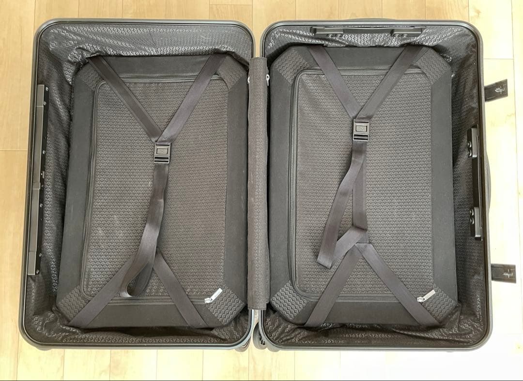 サムソナイト　アルミニウム　スピナー69 スーツケース　アルミ製　TSAロック