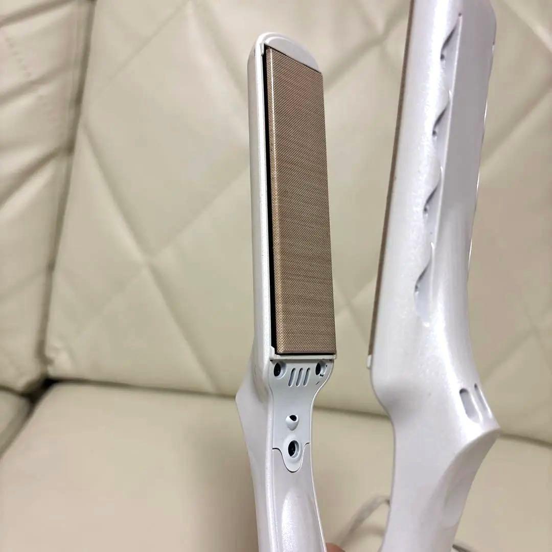 【美品】KINUIO ストレートヘアアイロン ホワイト