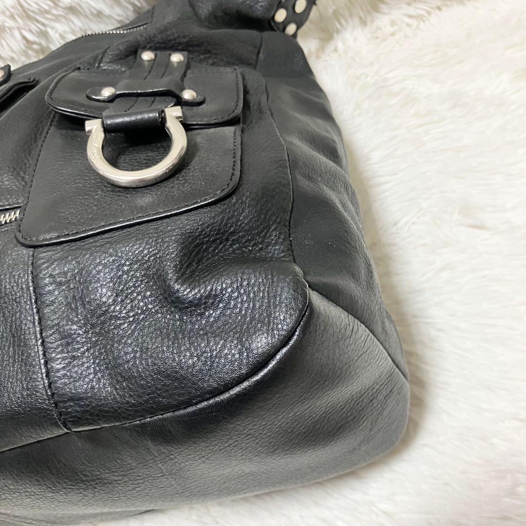 Salvatore Ferragamo ワンショルダー バッグ ガンチーニ