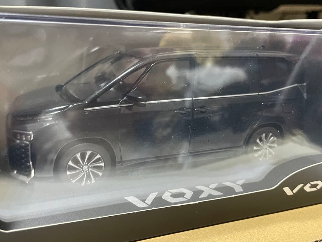 トヨタ 新型ヴォクシー ミニカー