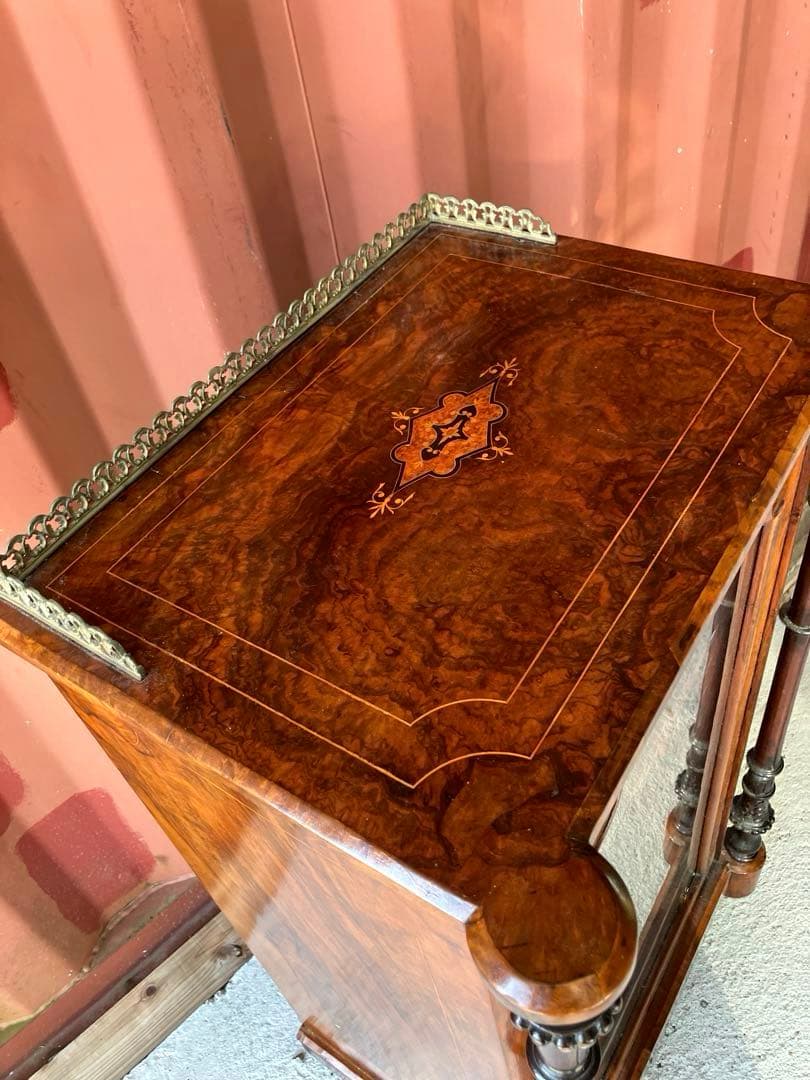 1890年代ウォールナット　ヴィクトリア　 キャビネット