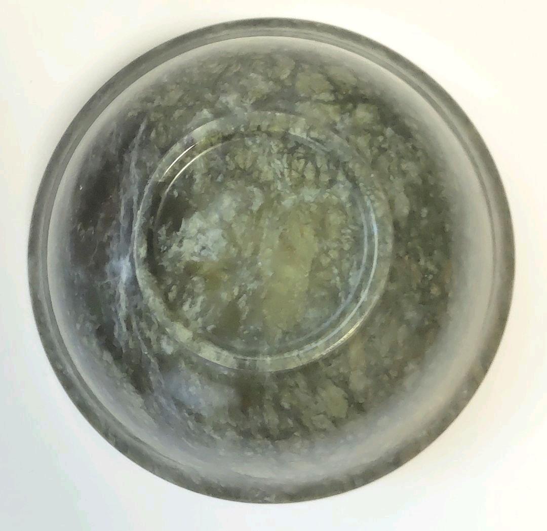 中国産 天然翡翠(ヒスイ)/玉(ギョク)　茶碗　アンティーク