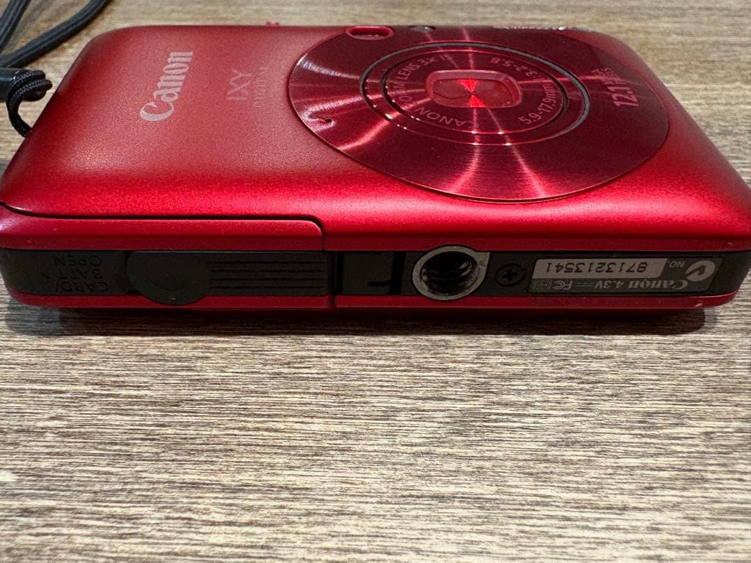 Canon IXY Digital 210 IS レッド