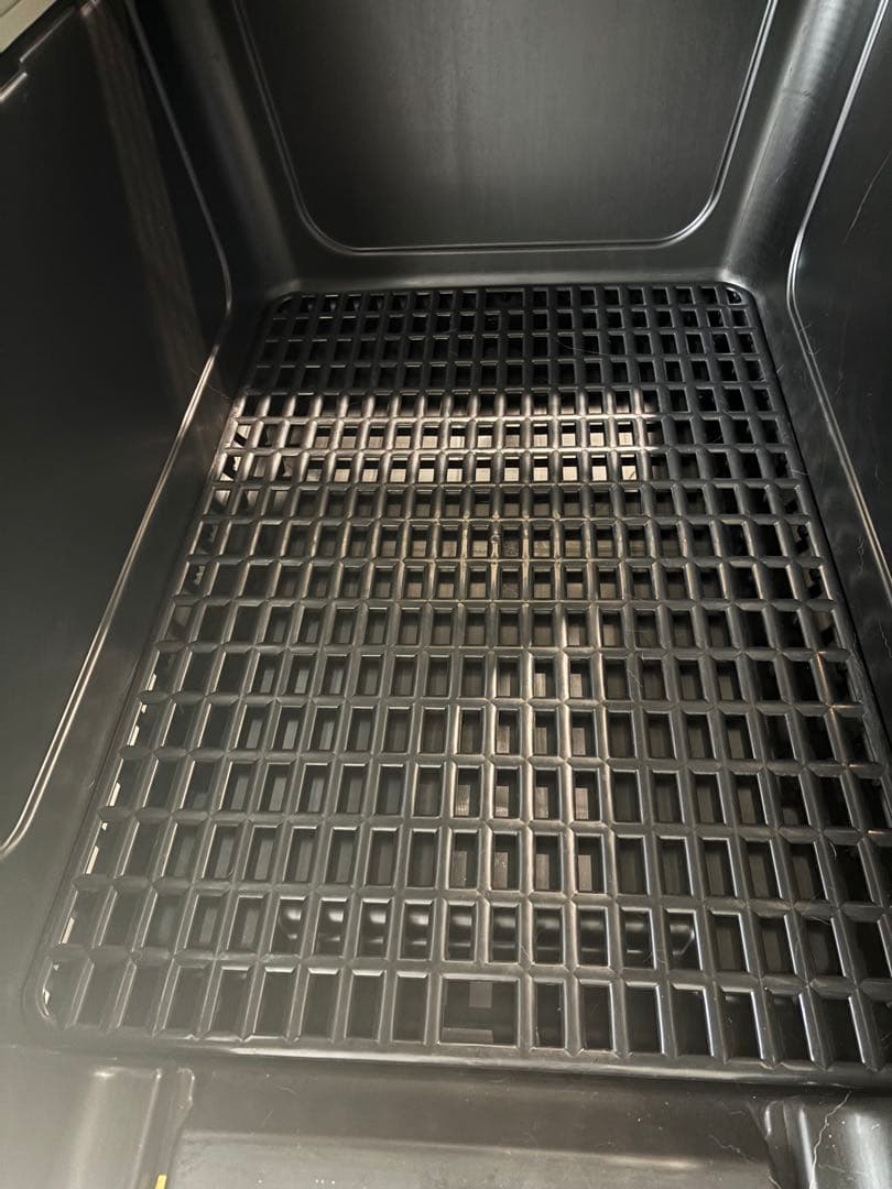 RR826さま専用　大型犬用プラスチッククレート　XXXL