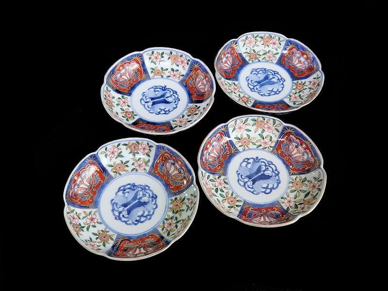 大聖寺伊万里　金襴手　桜に払子の図　４寸半皿　４枚　C351AS-AFf