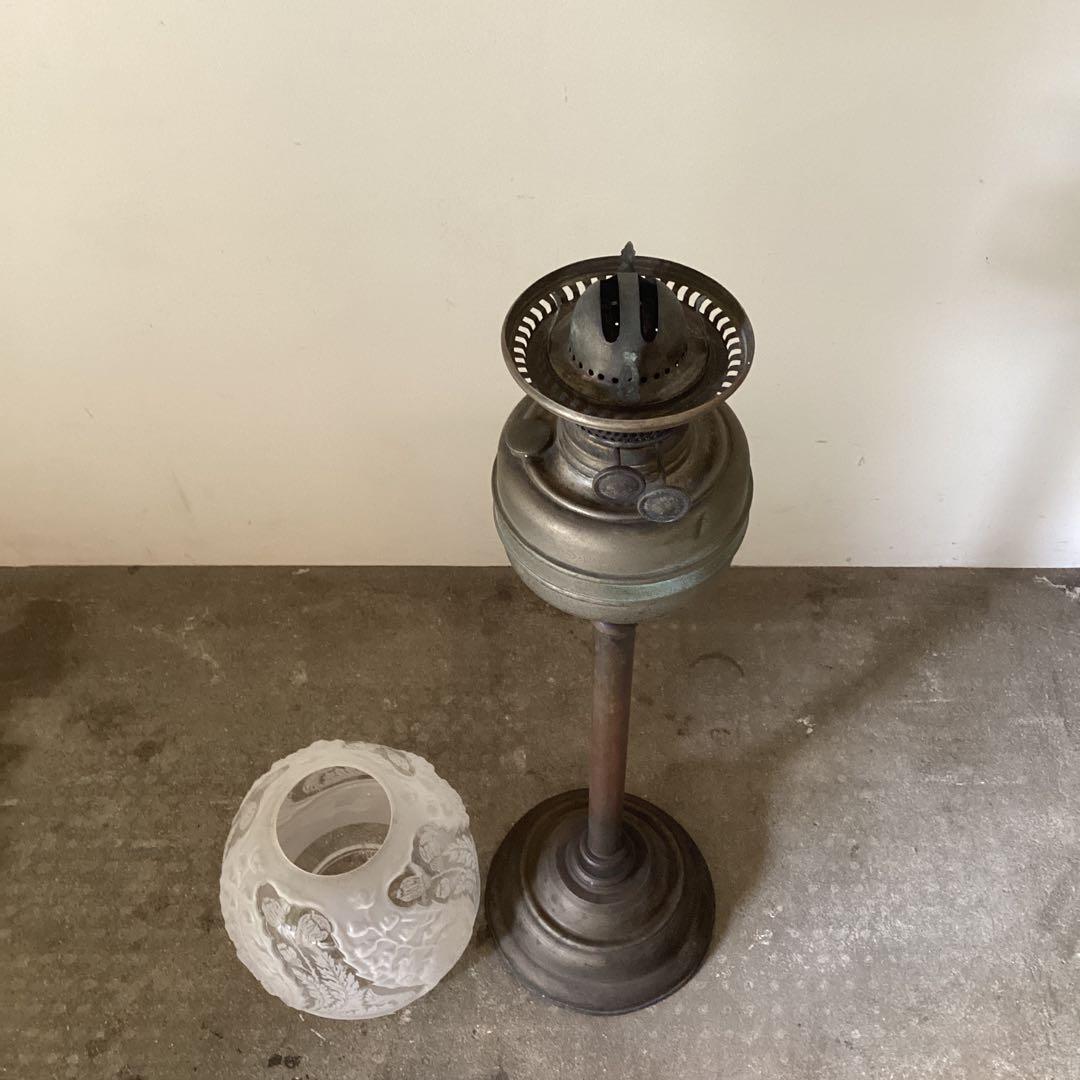アンティークのオイルランプ 座敷ランプ　洋燈　明治　大正　真鍮製　当時物　希少